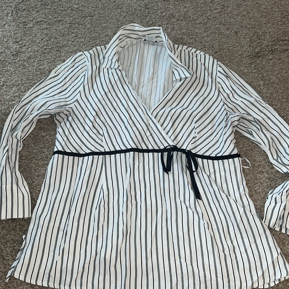 Two Hearts Maternity work top